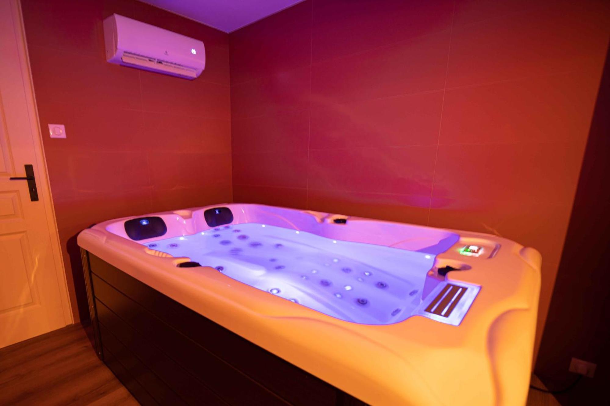 Suite & Spa Privatif Domaine Des Demoiselles Hauteville  Exteriör bild
